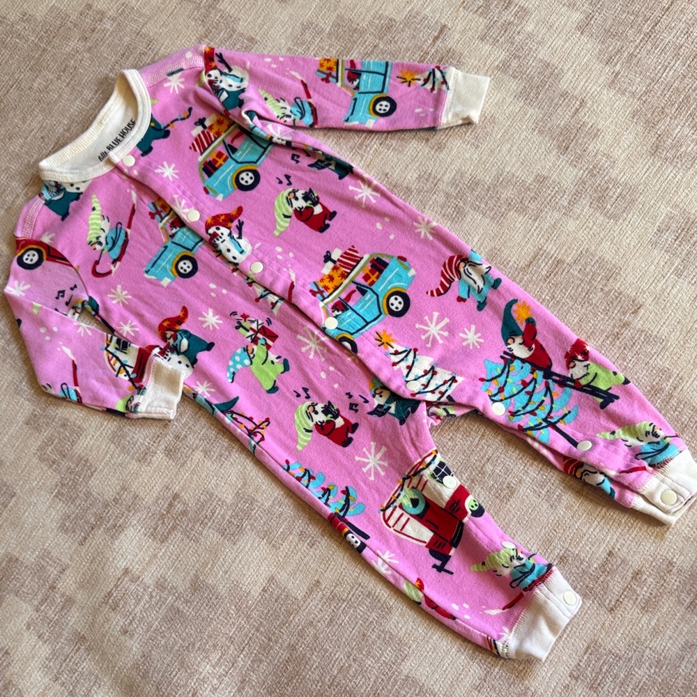 Little Blue House Pink Holiday Gnome Print Pajamas size 3-6M